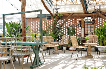 Mách bạn 3 tiêu chí để lựa chọn bàn ghế cafe sân vườn thích hợp nhất