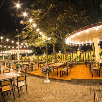 Hình ảnh Top Mẫu Đèn Trang Trí Quán Cafe Đẹp, Độc Lạ Nhất