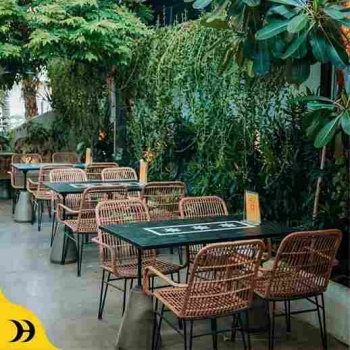 Hình ảnh Lựa Chọn Bàn Ghế Cafe Phù Hợp Cho Quán Cafe